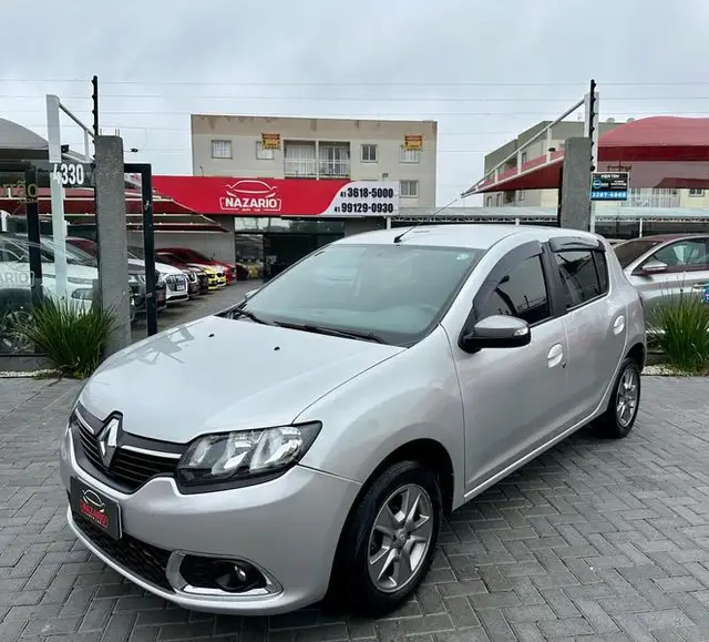 Carro Renault Sandero 2017 Vibe 1.0 12V SCe (Flex)