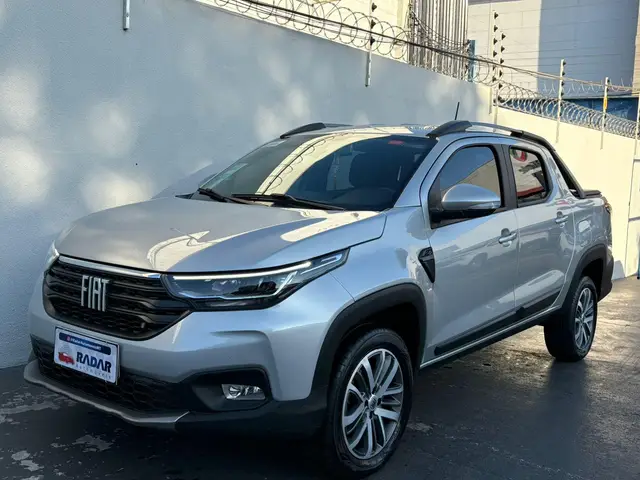 Carro Fiat Strada 2024 Volcano 1.3 Cabine Dupla (Aut.)
