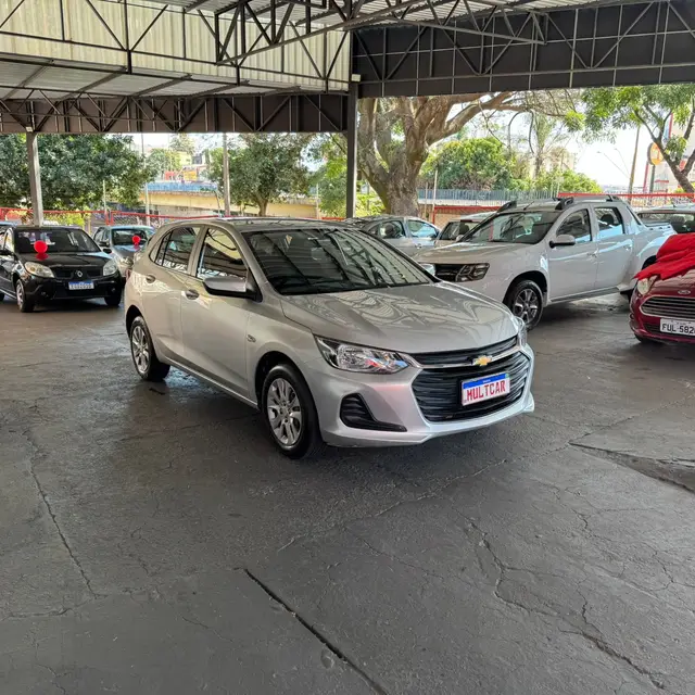 Carro Chevrolet Onix 2020 LT 1.0 (Flex)