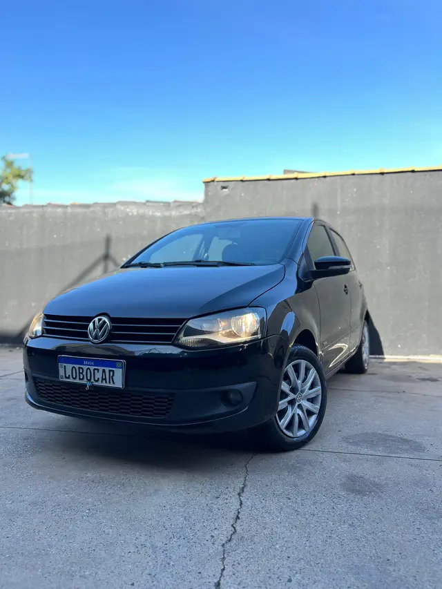Carro Volkswagen Fox 2014 1.6 VHT (Flex)