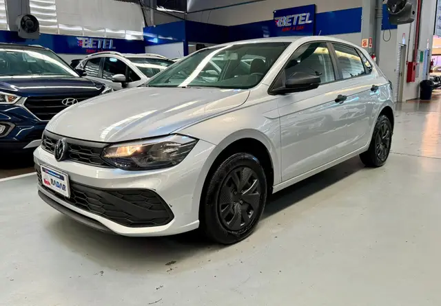 Carro Volkswagen Polo 2024 Track 1.0 Flex 12V 5p