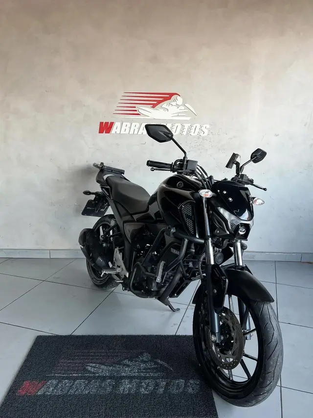 Moto Yamaha Fazer FZ15 2024 ABS