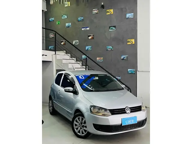 Carro Volkswagen Fox 2010 1.0 8V (Flex) 4p