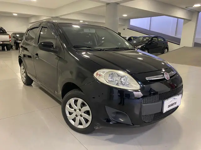 Carro Fiat Palio 2013 Attractive 1.0 8V (Flex)