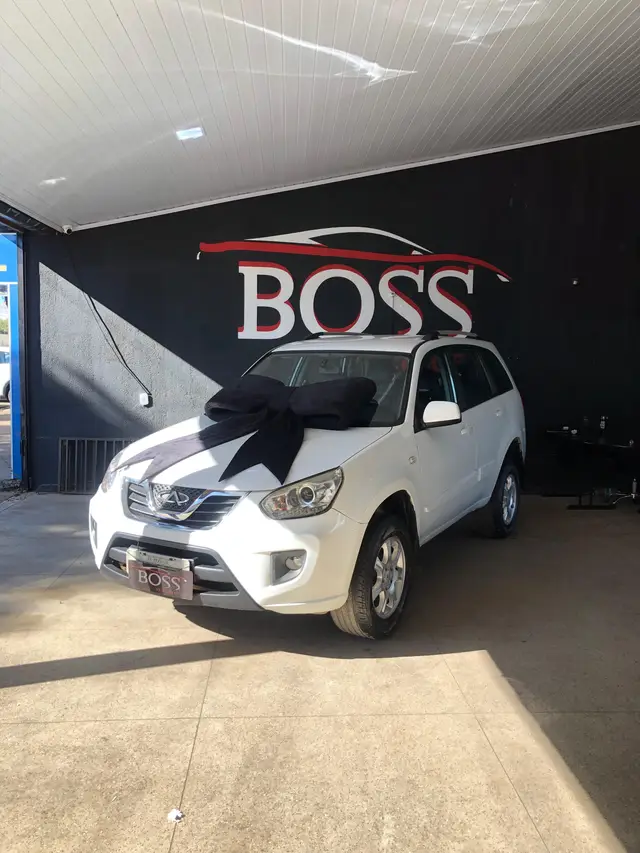 Carro CAOA Chery Tiggo 2015 2.0 16V