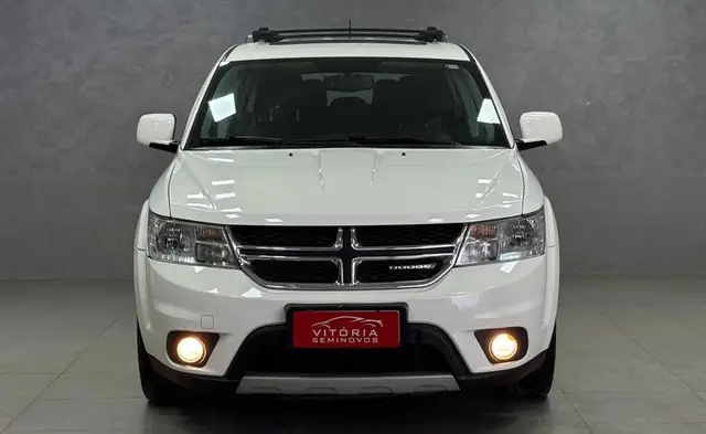 Carro Dodge Journey 2015 RT 3.6 AWD V6 Aut.