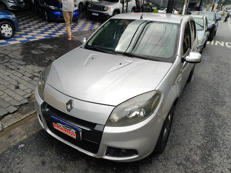 Renault Sandero Expression 1.0 16V (flex)