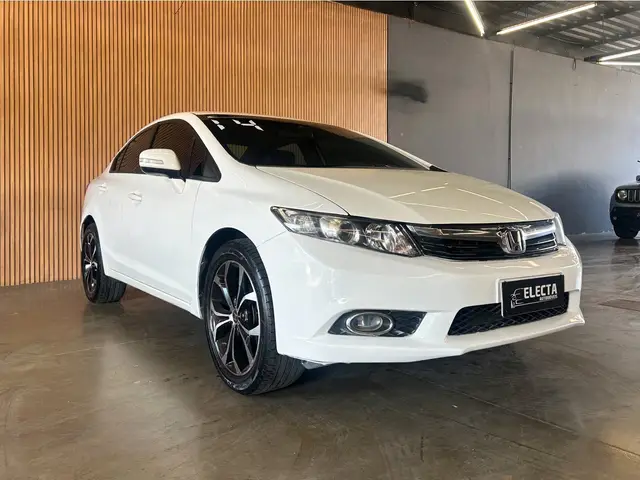 Carro Honda Civic 2014 New  LXR 2.0 i-VTEC (Aut) (Flex)