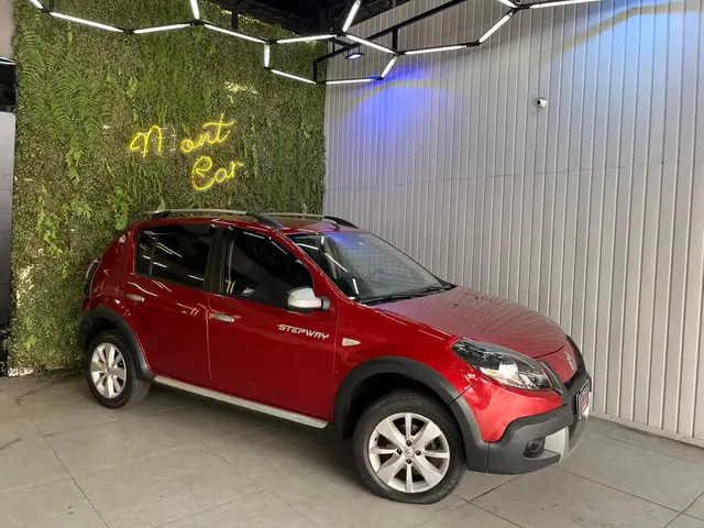 Carro Renault Sandero Stepway 2013 1.6 16V Hi-Flex (aut)