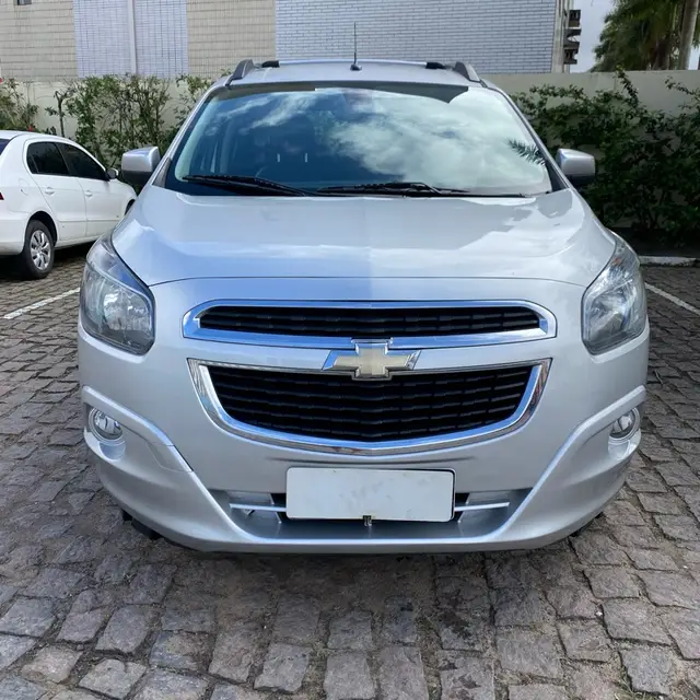 Carro Chevrolet Spin 2017 LTZ 7S 1.8 (Flex) (Aut)