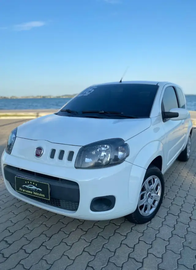 Carro Fiat Uno 2016 Vivace 1.0 8V (Flex) 2p