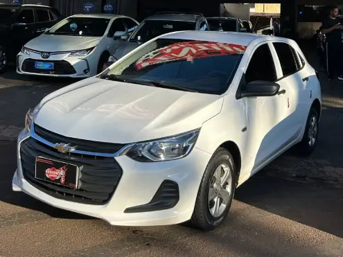 Carro Chevrolet Onix 2021 1.0 (Flex)