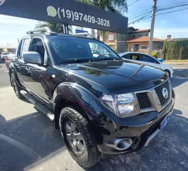 Carro Nissan Frontier 2013 2.5 TD CD 4x4 SV Attack