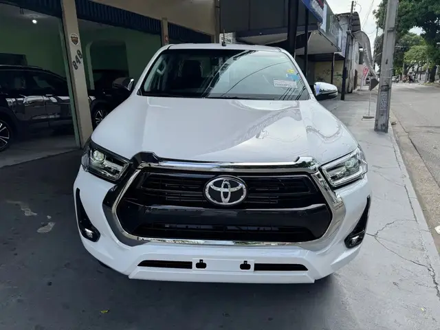 Carro Toyota Hilux Cabine Dupla 2025 SRV 4x4 2.8 Diesel