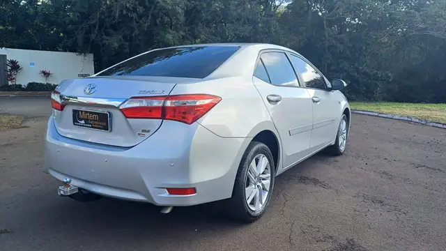 Carro Toyota Corolla 2015 Sedan 1.8 Dual VVT-i GLi (Flex)