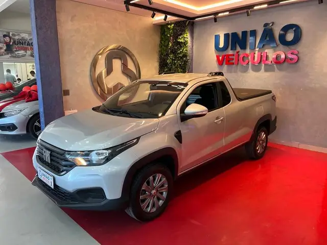 Carro Fiat Strada 2023 Freedom 1.3 CS Plus (Flex)