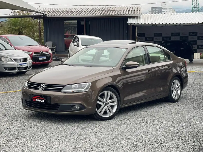 Volkswagen Jetta 2.0 Comfortline Tiptronic (Flex)
