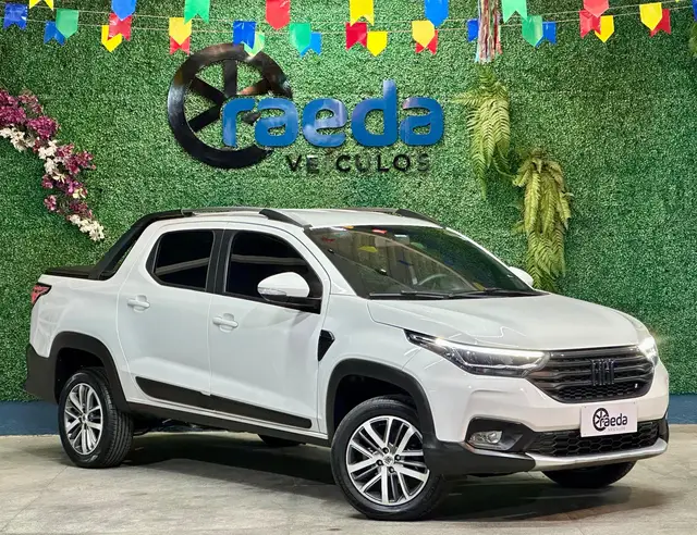 Carro Fiat Strada 2023 Volcano 1.3 CD AT (Flex)