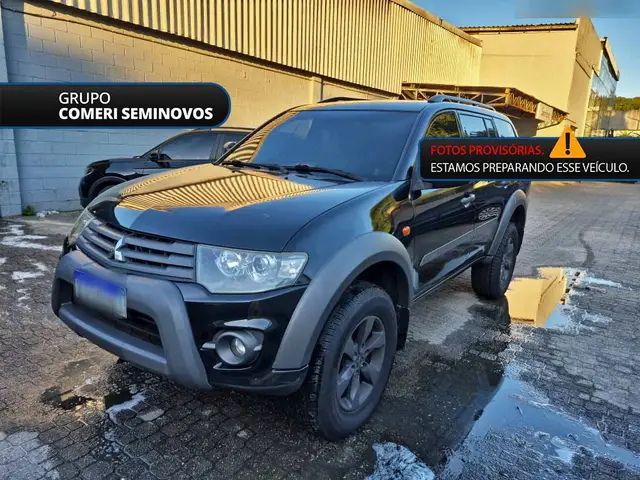 Carro Mitsubishi Pajero 2017 3.2 DI-D Outdoor 4WD (Aut)