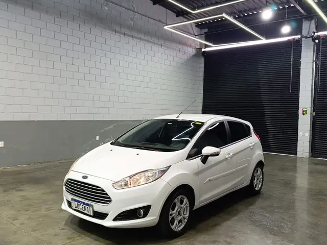 Carro Ford New Fiesta Hatch 2015 New Fiesta SE 1.5 16V