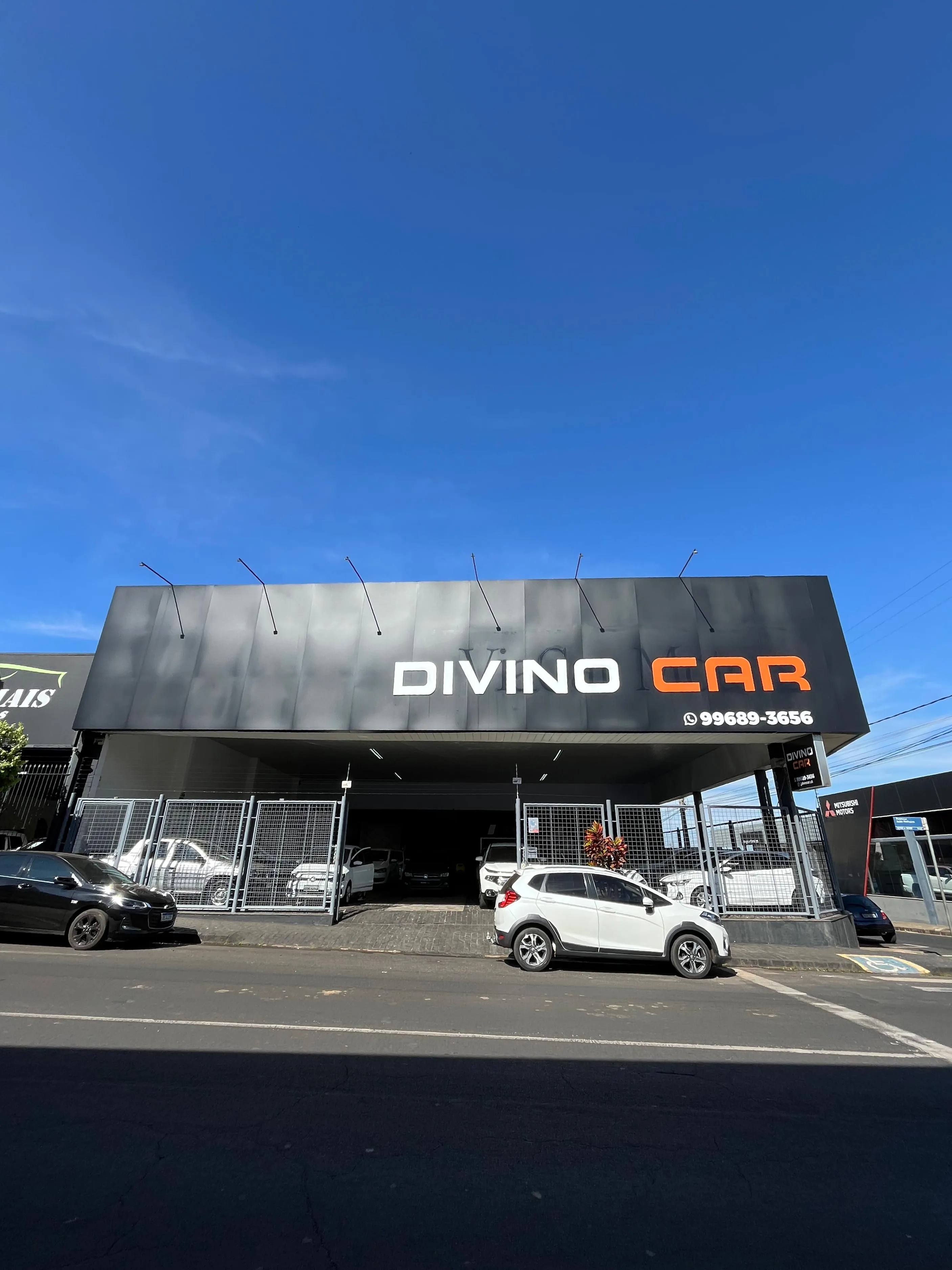 Fachada da loja Divino Car  - Uberlândia - MG