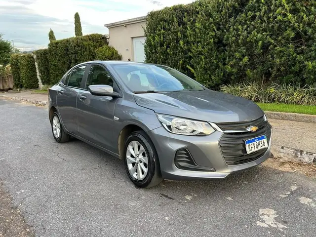 Carro Chevrolet Onix Plus 2021 1.0 LT (Flex)
