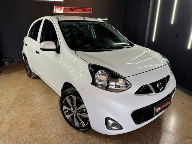 Carro Nissan March 2015 1.6 16V SL (Flex)