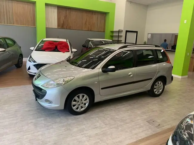 Carro Peugeot 207 SW 2009 XR 1.4 8V (flex)