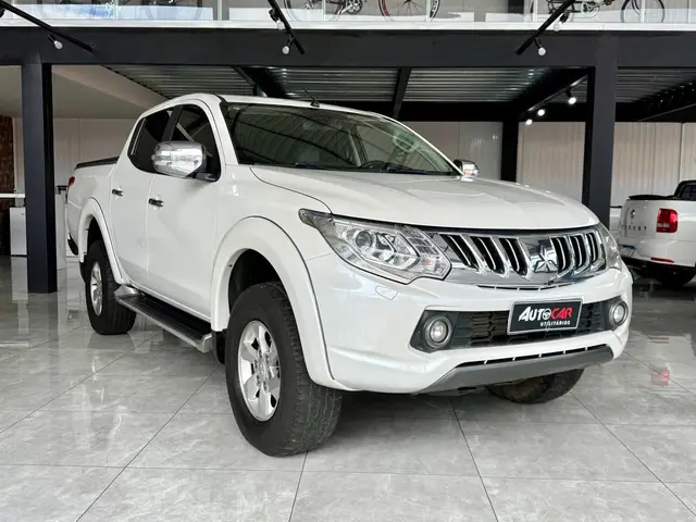 Carro Mitsubishi L200 Triton Sport 2017 3.2 DID-H HPE 4WD