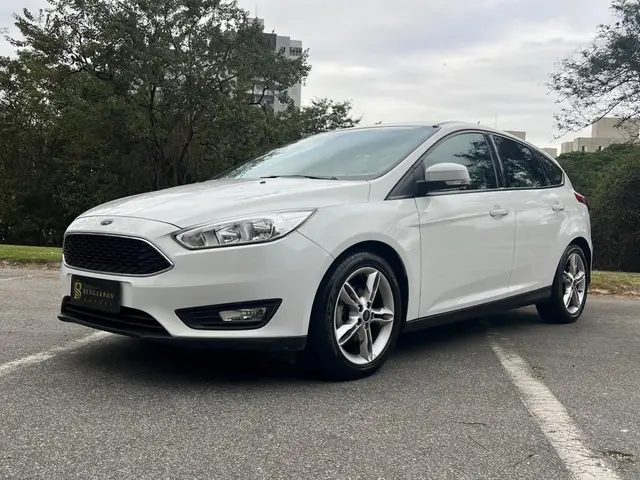Carro Ford Focus Hatch 2019 SE 1.6 16V TiVCT