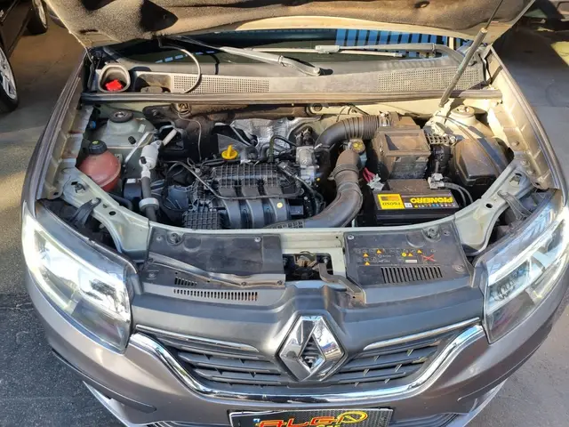 Carro Renault Logan 2020 Life 1.0 12V SCe (Flex)