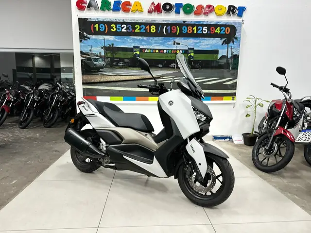 Moto Yamaha XMax 2025 250 Connected