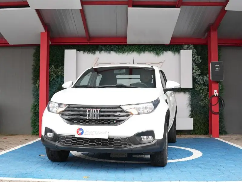 Fiat Strada Freedom 1.3 Flex 8V CD