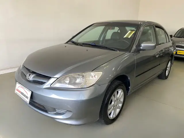 Carro Honda Civic 2005 Sedan LXL 1.7 16V (Aut)