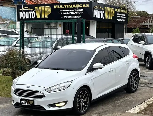 Carro Ford Focus Hatch 2016 Titanium Plus 2.0 PowerShift
