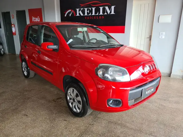 Carro Fiat Uno 2014 Vivace Celeb. 1.0 8V (Flex) 4p