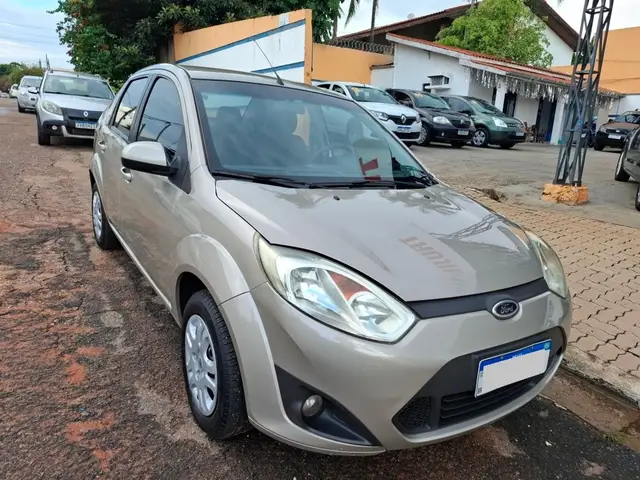 Carro Ford Fiesta Sedan 2013 Sed. 1.6 8V Flex 4p