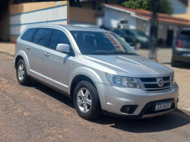 Carro Fiat Freemont 2012 2.4 16V Emotion (Aut)