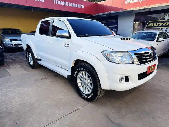 Carro Toyota Hilux Cabine Dupla 2014 Hilux 3.0 TDI 4x4 CD SRV Top (Aut)