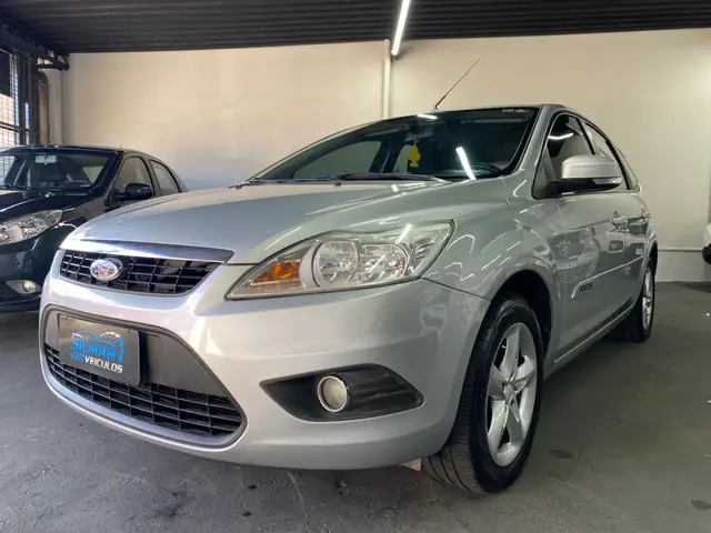 Carro Ford Focus Sedan 2011 GLX 1.6 16V (Flex)