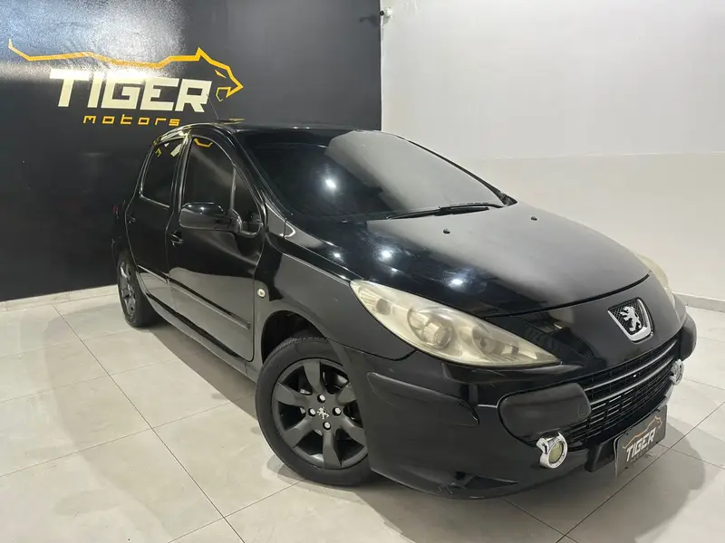 Peugeot 307 Hatch. Feline 2.0 16V (flex) (aut)