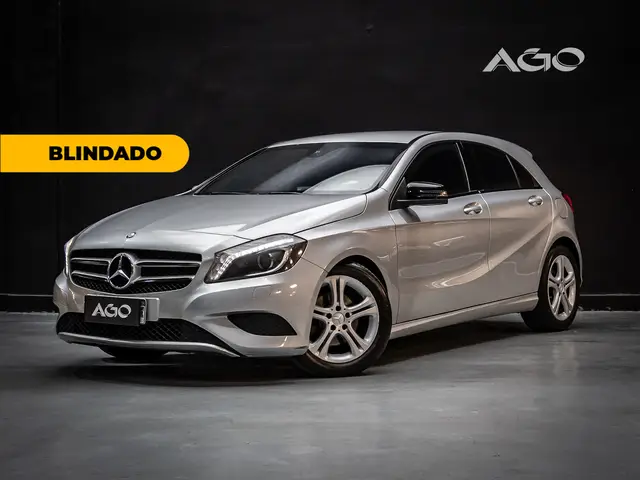 Carro Mercedes-Benz Classe A  2014 200 Style 1.6 DCT Turbo