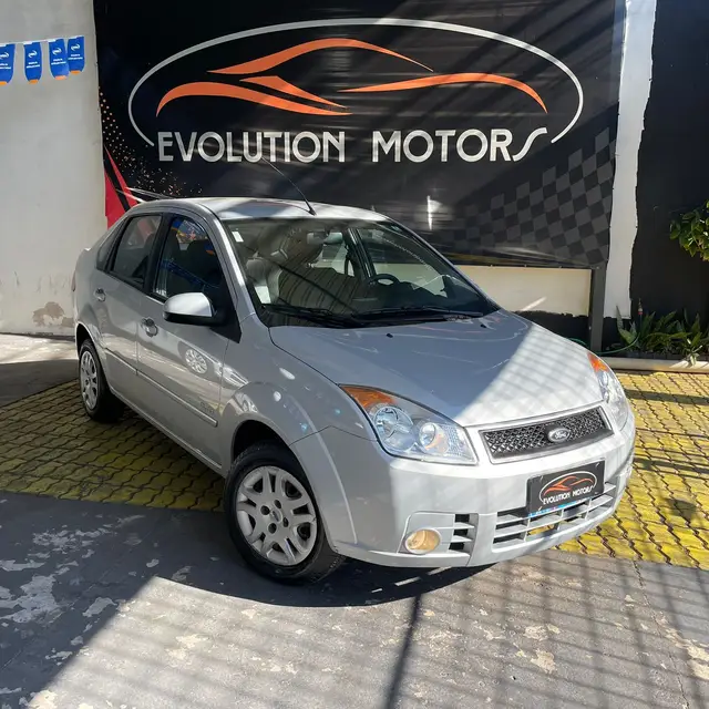 Carro Ford Fiesta Sedan 2010 1.6 (Flex)