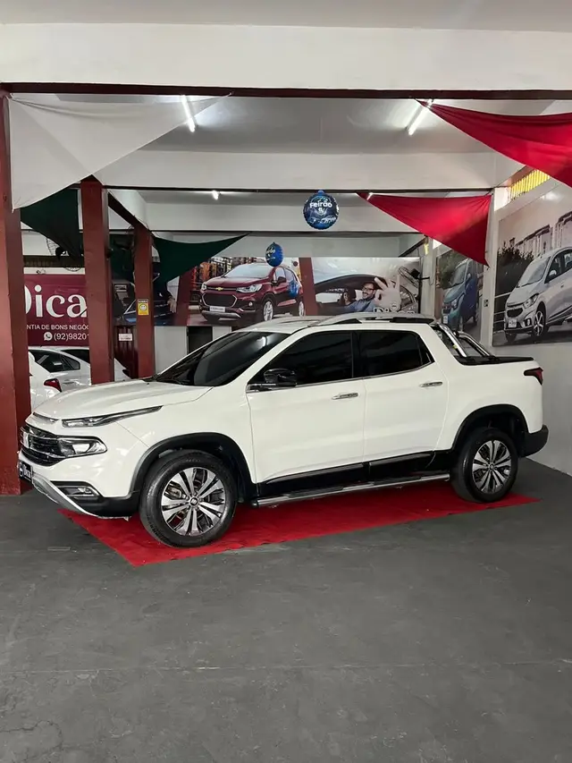 Carro Fiat Toro 2022 Volcano 1.3