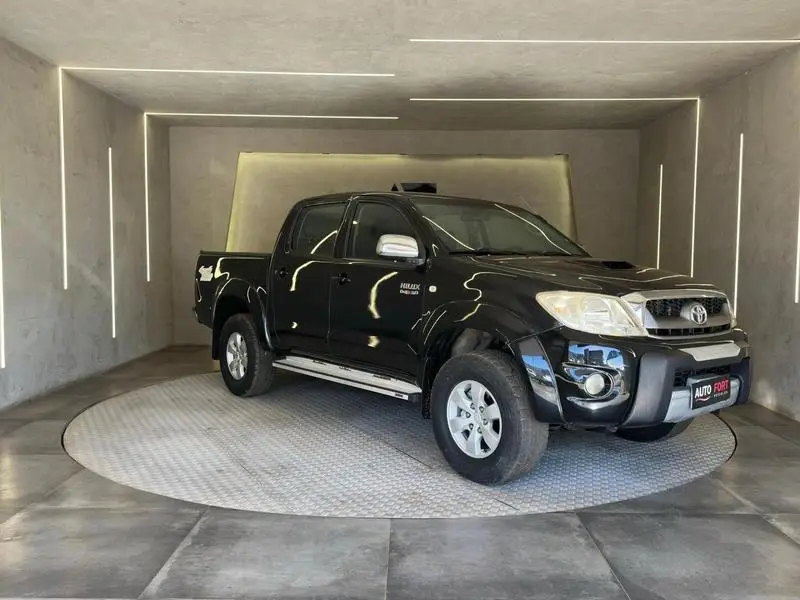 Toyota Hilux Cabine Dupla Hilux SRV 4X4 3.0 (cab dupla) (aut)