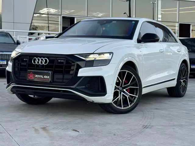 Carro Audi Q8 2020 3.0 TFSI Performance Black Quattro S Tronic