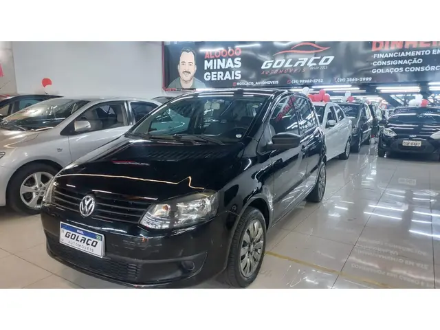 Carro Volkswagen Fox 2011 1.0 8V (Flex) 4p
