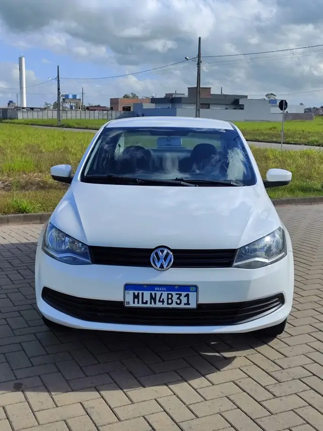 Carro Volkswagen Voyage 2013 1.0 TEC City (Flex)