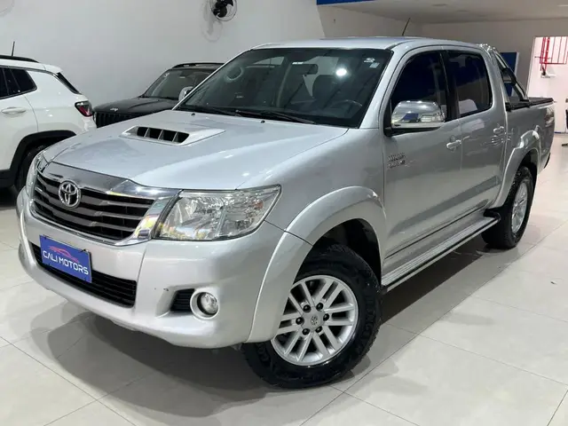 Carro Toyota Hilux Cabine Dupla 2014 Hilux 3.0 TDI 4x4 CD SRV (Aut)