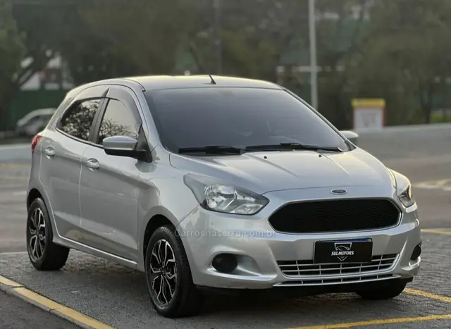 Carro Ford Ka 2015 SE 1.5 16v (Flex)